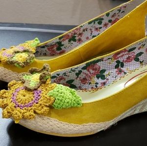 Poetic License peep toe wedge doily flower accent